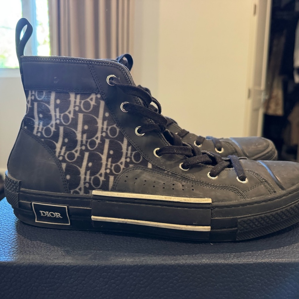 Dior Black High-Top Sneakers with Monogram Panels - Picture 2 of 4